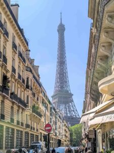 eiffel tower view streets