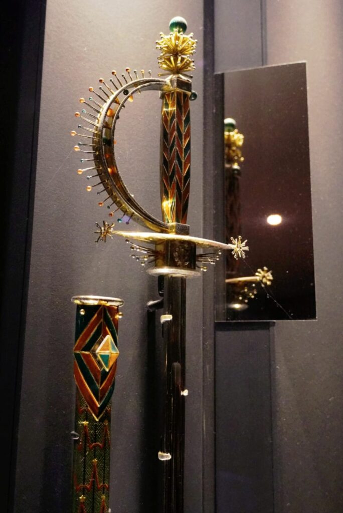 marmottan monet sword crystals