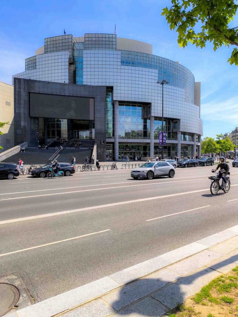 opera bastille paris building