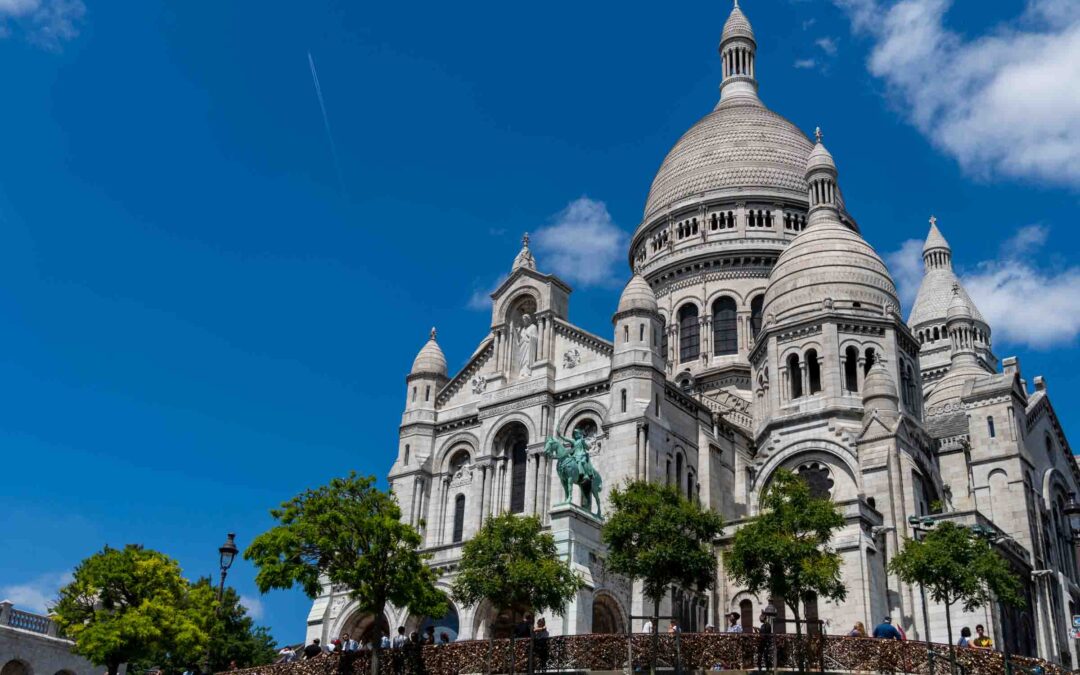 This Amazing Church Sits Atop Paris’s Most Romantic Hill